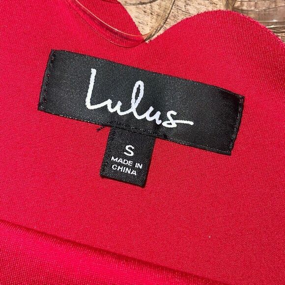 Lulus Womens Scallop Neckline Elbow Sleeve Mini Fit & Flare Dress Size Small NWT - Picture 7 of 12